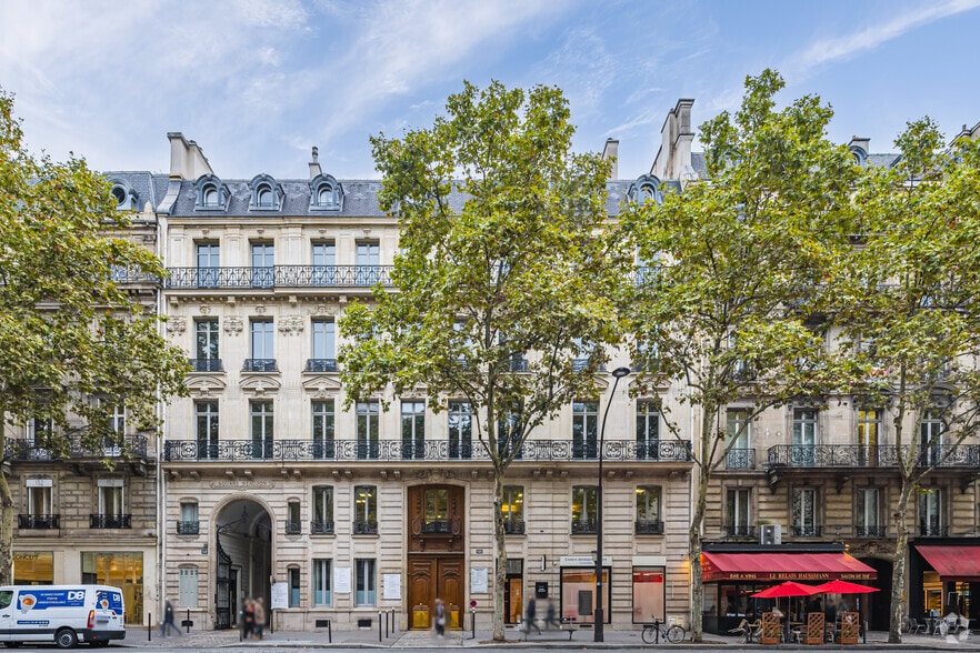 148 Boulevard Haussmann, Paris for lease - Primary Photo - Image 1 of 7