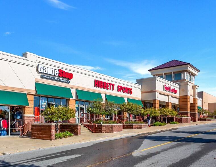 Lucas & Hunt Rd, Saint Louis, MO à louer - Photo du bâtiment - Image 2 de 13