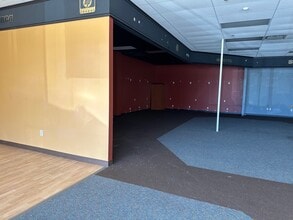 2101-2113 Harwood Rd, Bedford, TX for lease Building Photo- Image 2 of 4