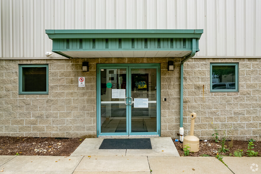 2767 Liberty Ave, Pittsburgh, PA for lease - Building Photo - Image 3 of 26