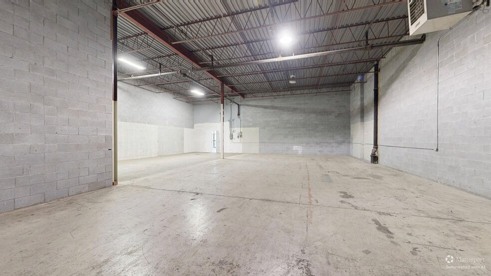 1100-1240 Rue Beaulac, Montréal, QC for lease - Matterport 3D Scan - Image 2 of 16