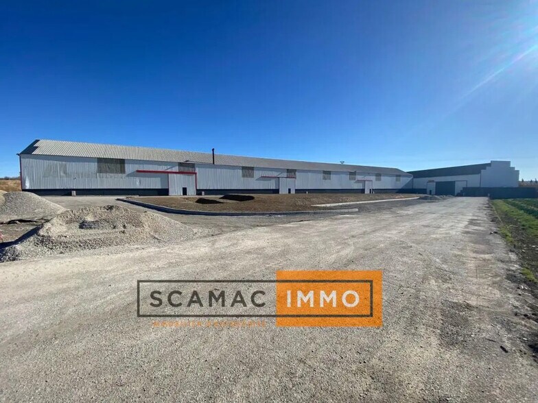 Flex in Manosque for lease - Building Photo - Image 1 of 4