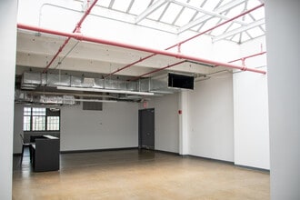 220 36th St, Brooklyn, NY for lease Interior Photo- Image 2 of 2