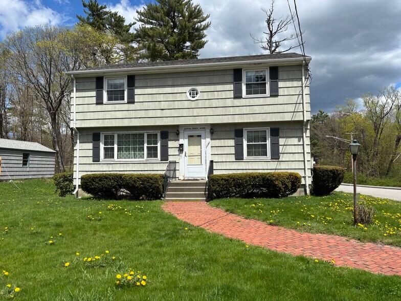 1135 Washington Ave, Portland, ME à vendre - Photo du bâtiment - Image 1 de 2