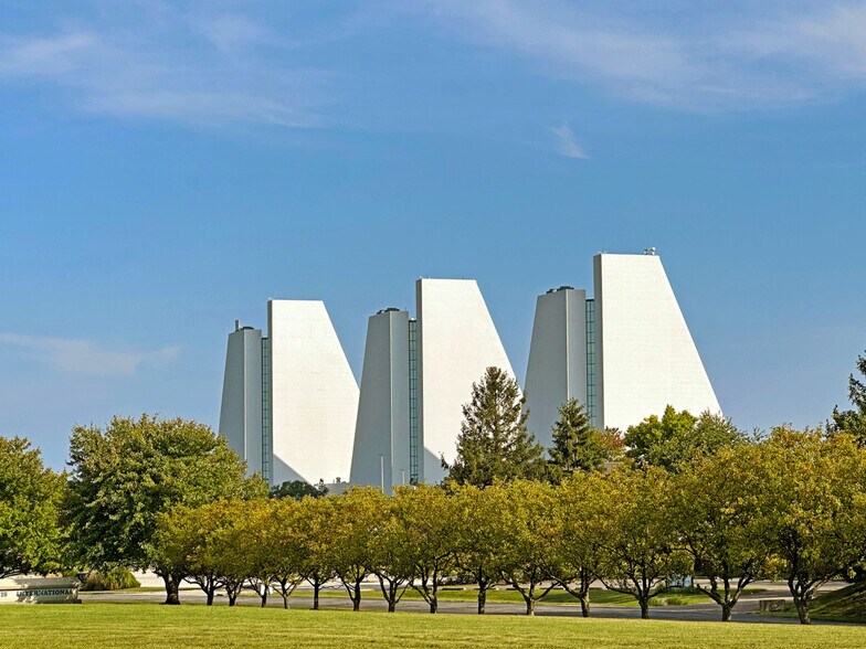 3500 Depauw Blvd, Indianapolis, IN à louer - Photo du bâtiment - Image 2 de 10