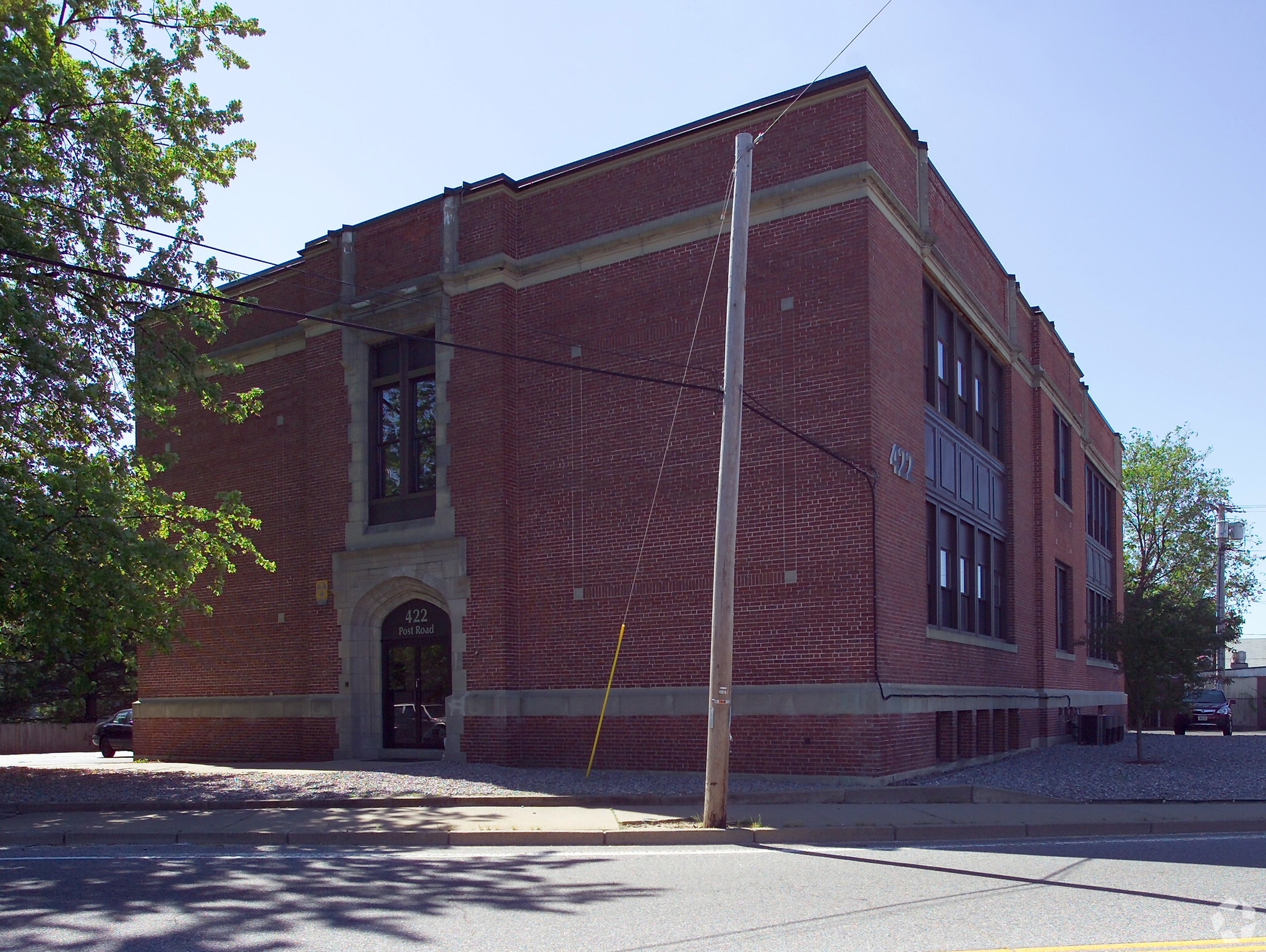 422 Post Rd, Warwick, RI for lease Primary Photo- Image 1 of 30