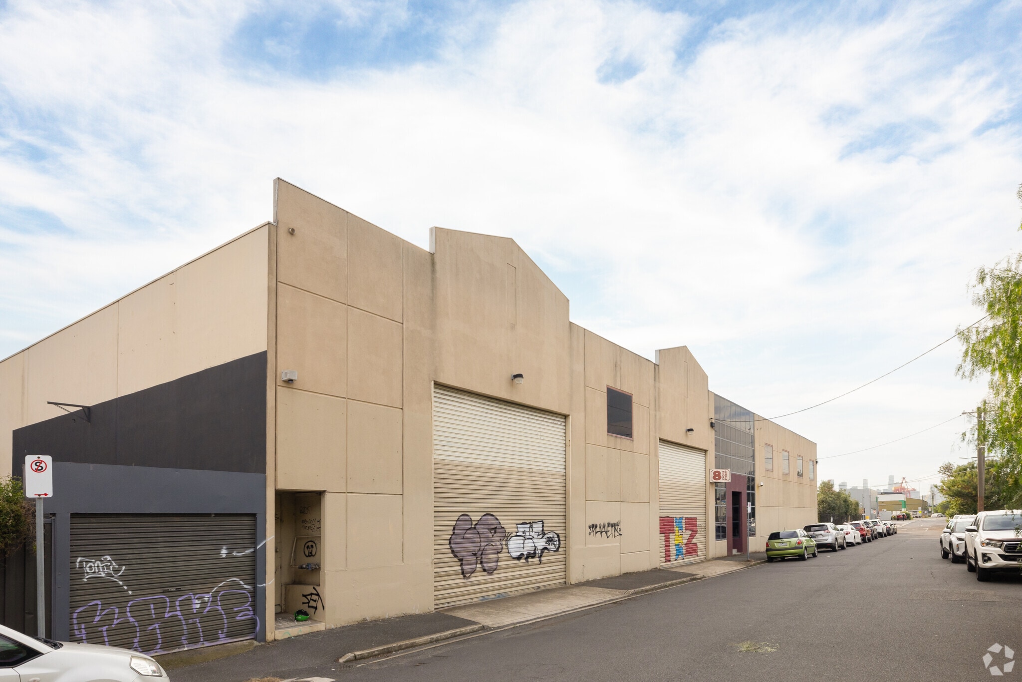 8 Lyons St, Footscray for lease Primary Photo- Image 1 of 5