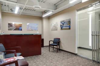 2100 Travis St, Houston, TX for lease Interior Photo- Image 2 of 11