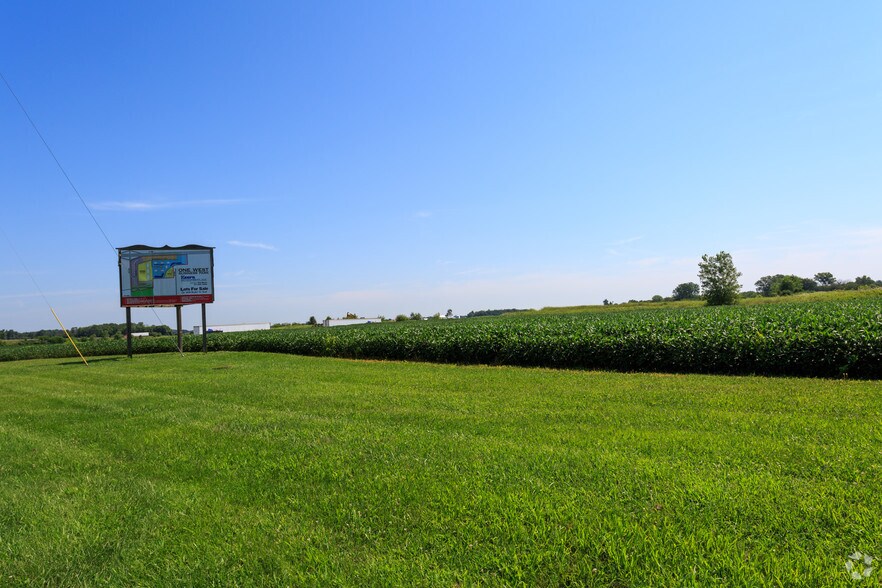 Jeff Gordon Blvd, Pittsboro, IN à vendre - Photo du bâtiment - Image 2 de 4