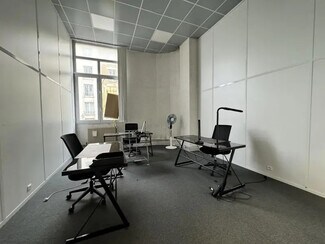Plus de détails pour Bureau, Local d'activités à louer