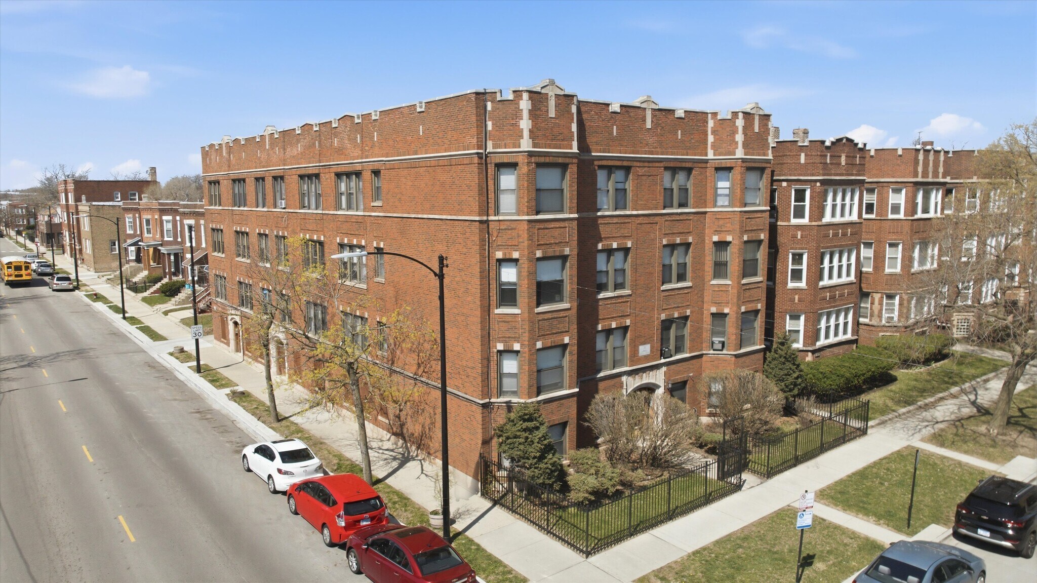 7254 S Constance, Chicago, IL à vendre Photo principale- Image 1 de 8