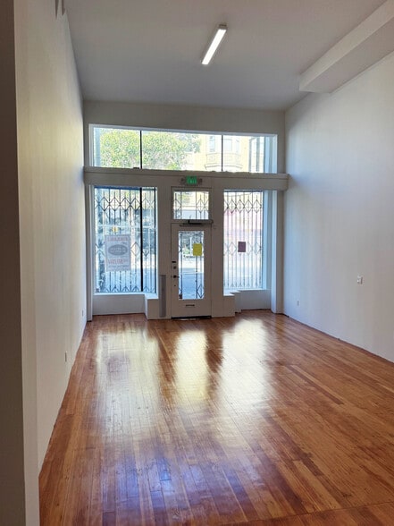 311-315 Valencia St, San Francisco, CA for lease - Building Photo - Image 2 of 5