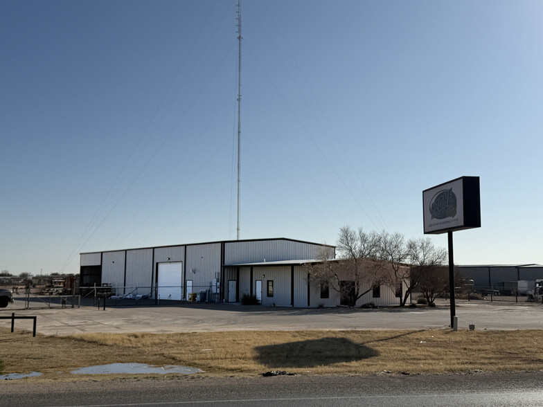 12030 E Highway 158, Gardendale, TX for sale - Building Photo - Image 2 of 11