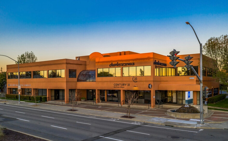 20980 Redwood Rd, Castro Valley, CA for lease - Building Photo - Image 1 of 7