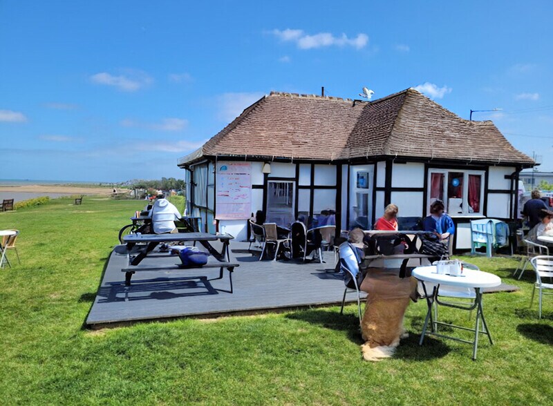 Sea View Cafe Marine Crescent, Whitstable à louer - Photo du bâtiment - Image 3 de 3
