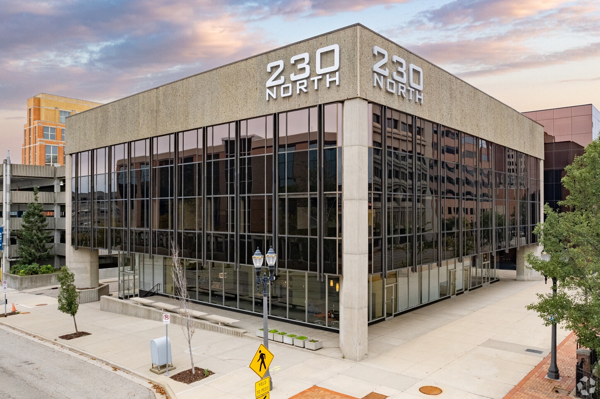 230 N Washington Sq, Lansing, MI à louer Photo principale- Image 1 de 7