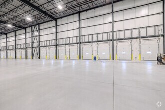 190 Glover Rd, Hamilton, ON for sale Interior Photo- Image 1 of 6