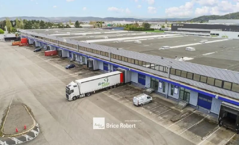 20 Rue Du Ruisseau, Saint-Quentin-Fallavier for lease - Building Photo - Image 3 of 5