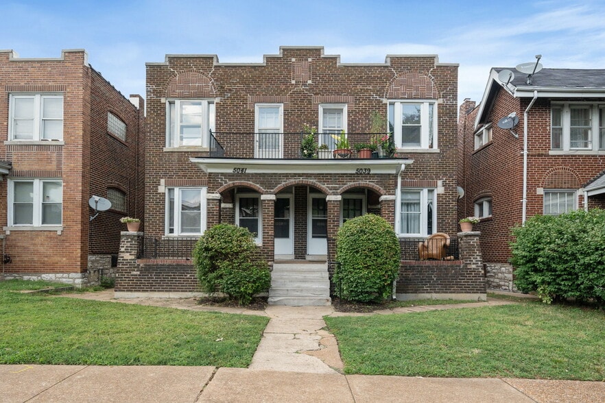 5039-5041 Chippewa St, Saint Louis, MO à vendre - Photo du bâtiment - Image 2 de 15