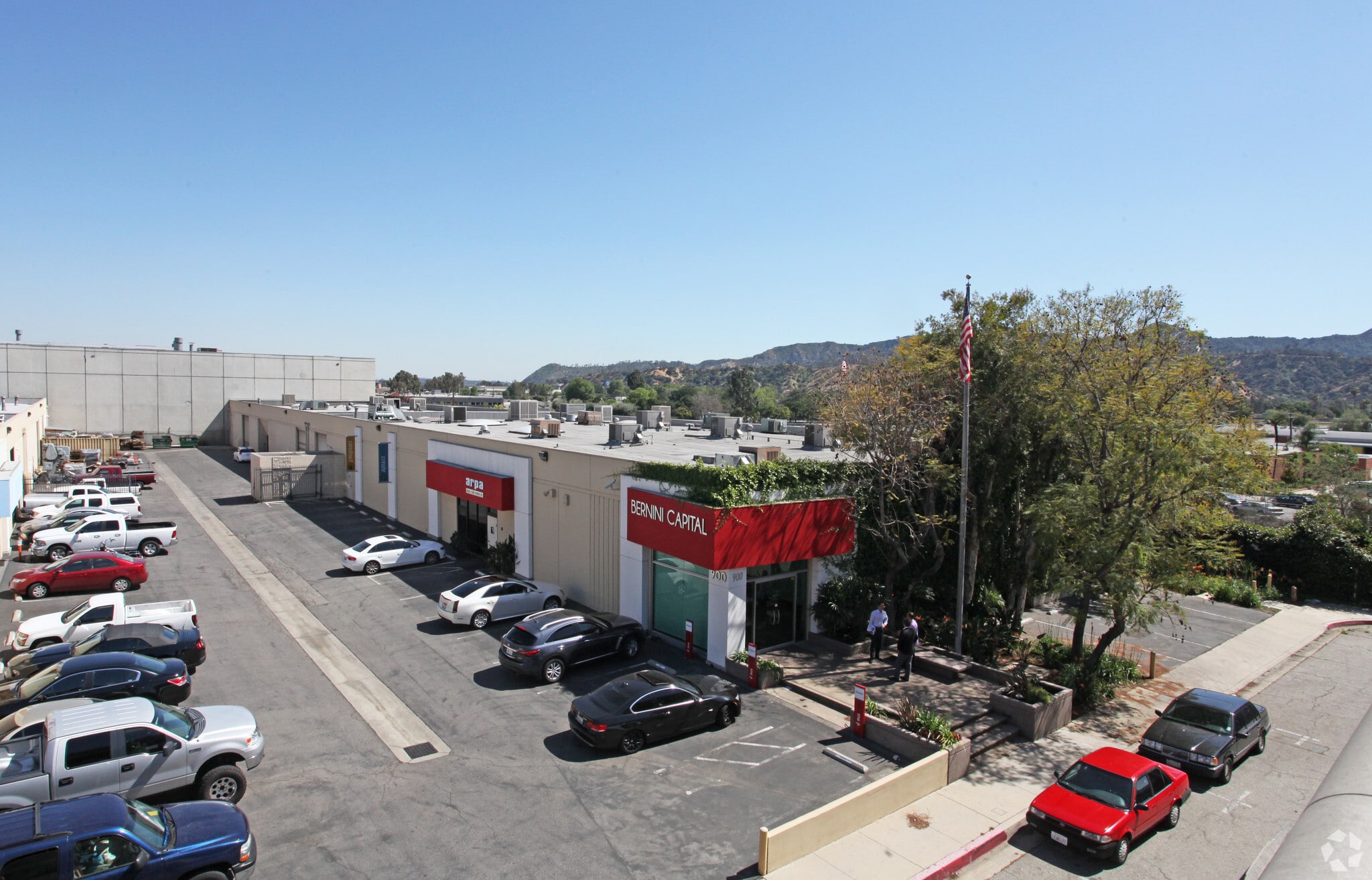 900-906 Western Ave, Glendale, CA for lease Primary Photo- Image 1 of 7