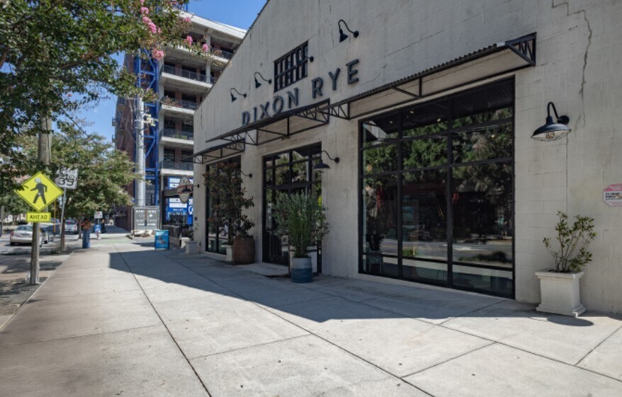 1085 Howell Mill Rd NW, Atlanta, GA à louer - Photo du bâtiment - Image 3 de 29