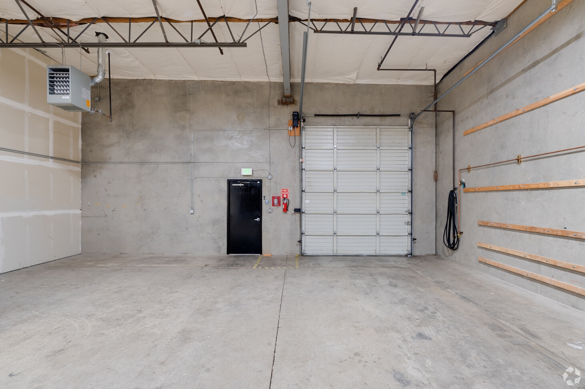 14200 SE 98th Ct, Clackamas, OR for lease Interior Photo- Image 1 of 12