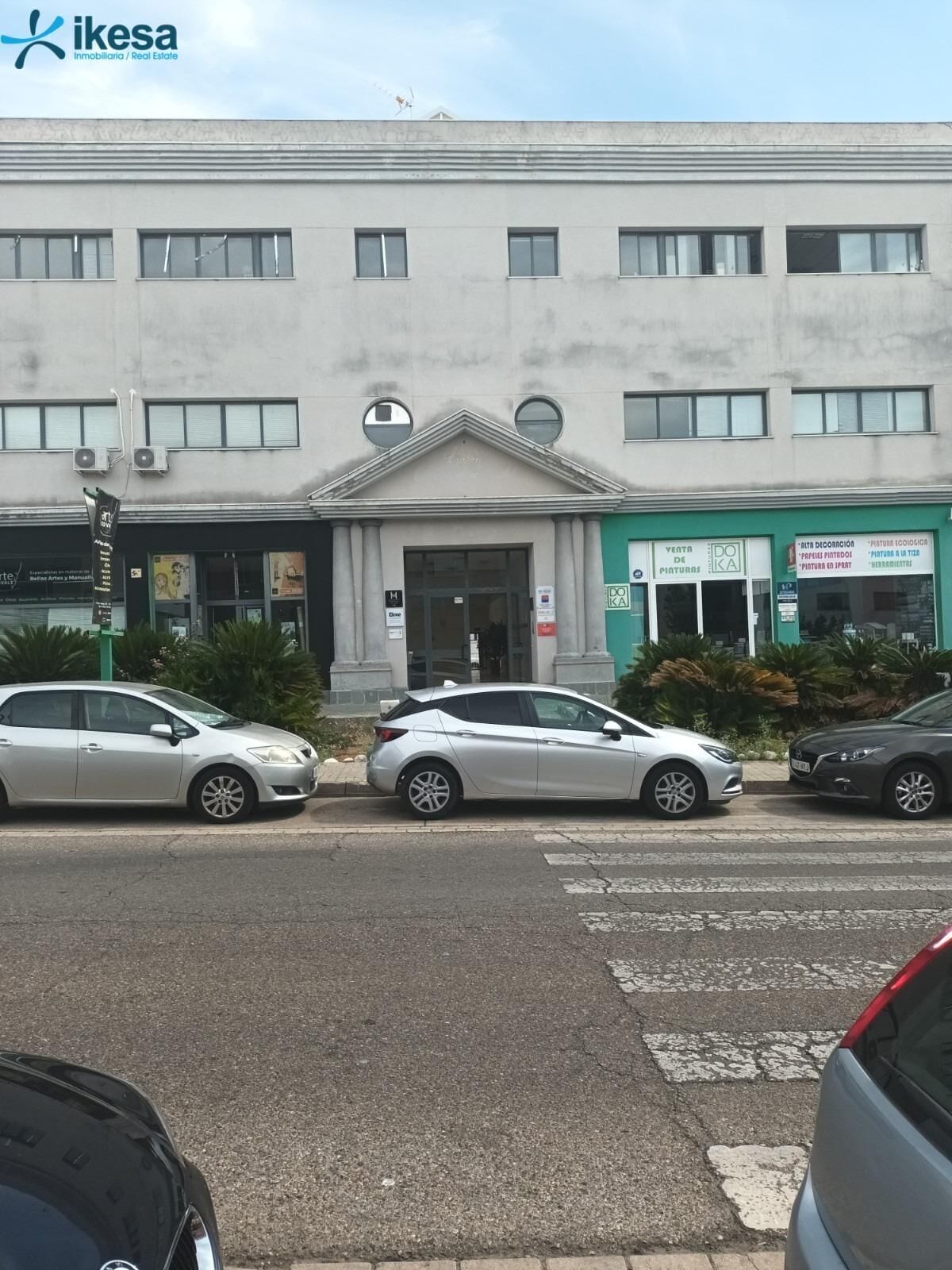 Office in Mairena del Aljarafe, Sevilla for sale Building Photo- Image 1 of 18