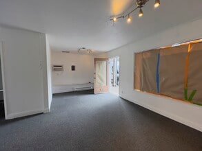 1455-1469 El Camino Real, Belmont, CA for lease Interior Photo- Image 2 of 12