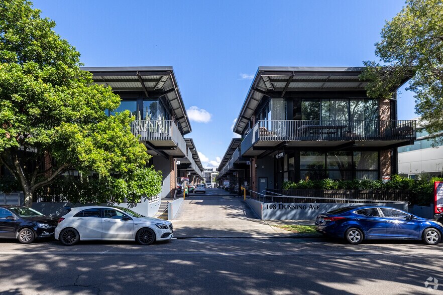 108 Dunning Ave, Rosebery à louer - Photo du bâtiment - Image 3 de 4