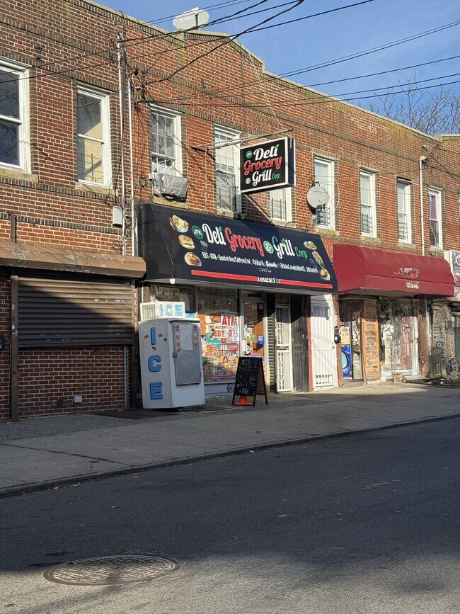 More details for 18413 140th Ave, Springfield Gardens, NY - Multifamily for Sale