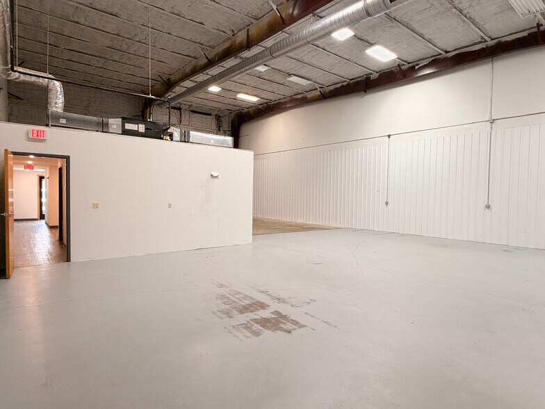 4173 N 20th St, Ozark, MO for lease - Building Photo - Image 3 of 19
