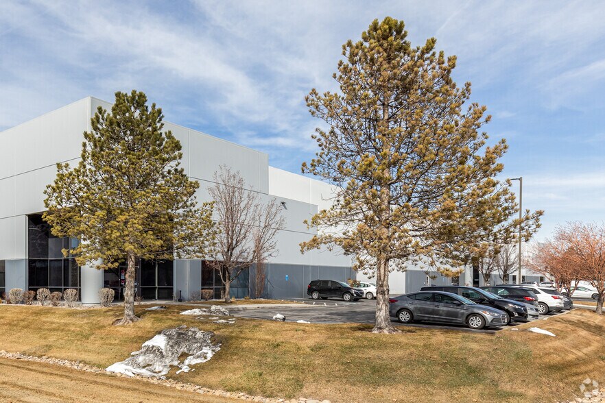 1414 Gladiola St, Salt Lake City, UT à louer - Photo du bâtiment - Image 3 de 8