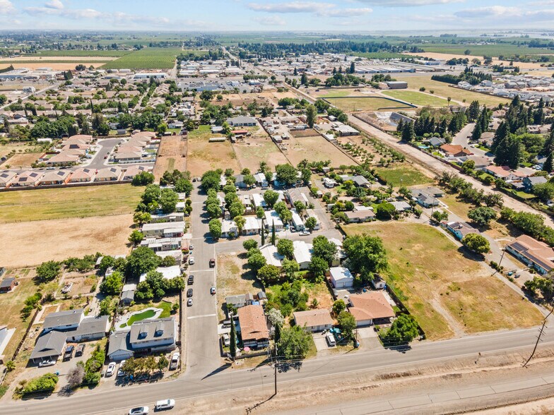 2864 Jefferson Ave, Yuba City, CA à vendre - Photo principale - Image 1 de 10