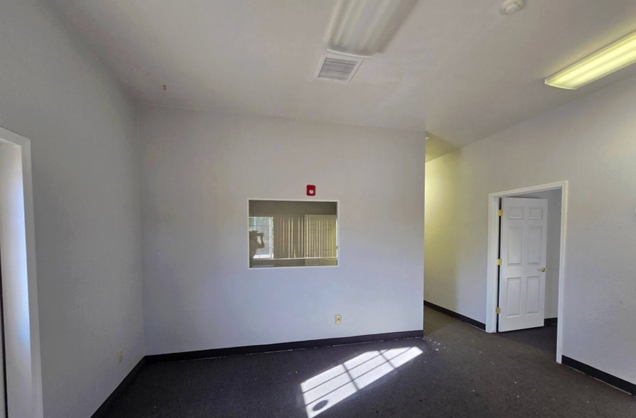 8841 Florentine Rd, Prescott Valley, AZ for lease - Building Photo - Image 2 of 5