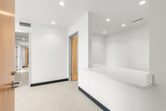 512 Westline Dr, Alameda, CA for lease Interior Photo- Image 1 of 15