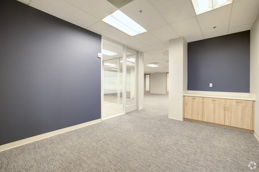 9601 Amberglen Blvd, Austin, TX for lease - Matterport 3D Scan - Image 3 of 30
