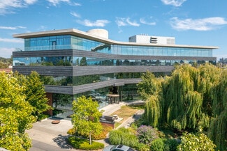 Plus de détails pour 401 Garbally Rd, Victoria, BC - Bureau à louer