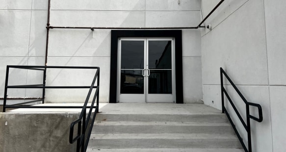 11616 Harry Hines Blvd, Dallas, TX for lease Primary Photo- Image 1 of 12