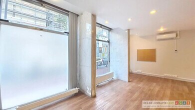 Retail in Paris for lease Building Photo- Image 2 of 3