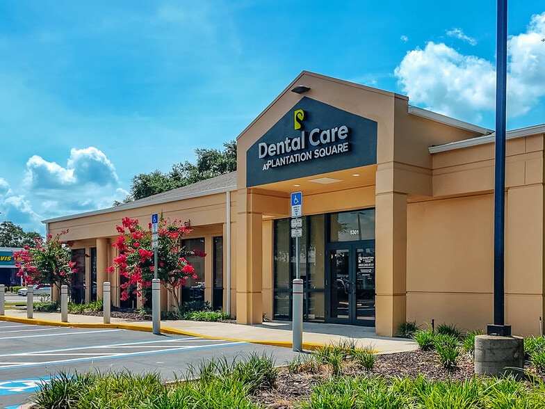 5301 N Socrum Loop Rd, Lakeland, FL à vendre - Photo du bâtiment - Image 2 de 6