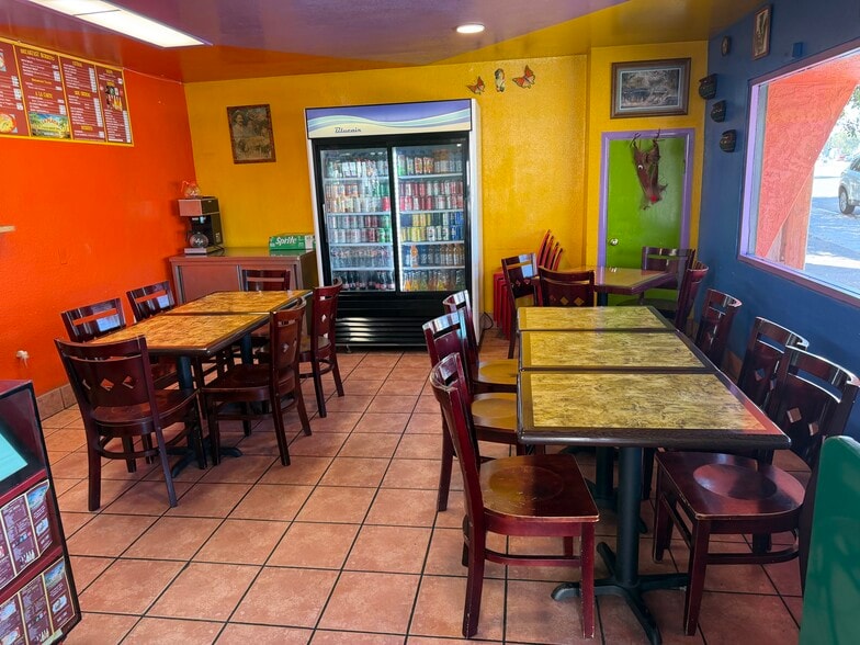 3973 Mission Blvd, San Diego, CA à louer - Photo intérieure - Image 3 de 15