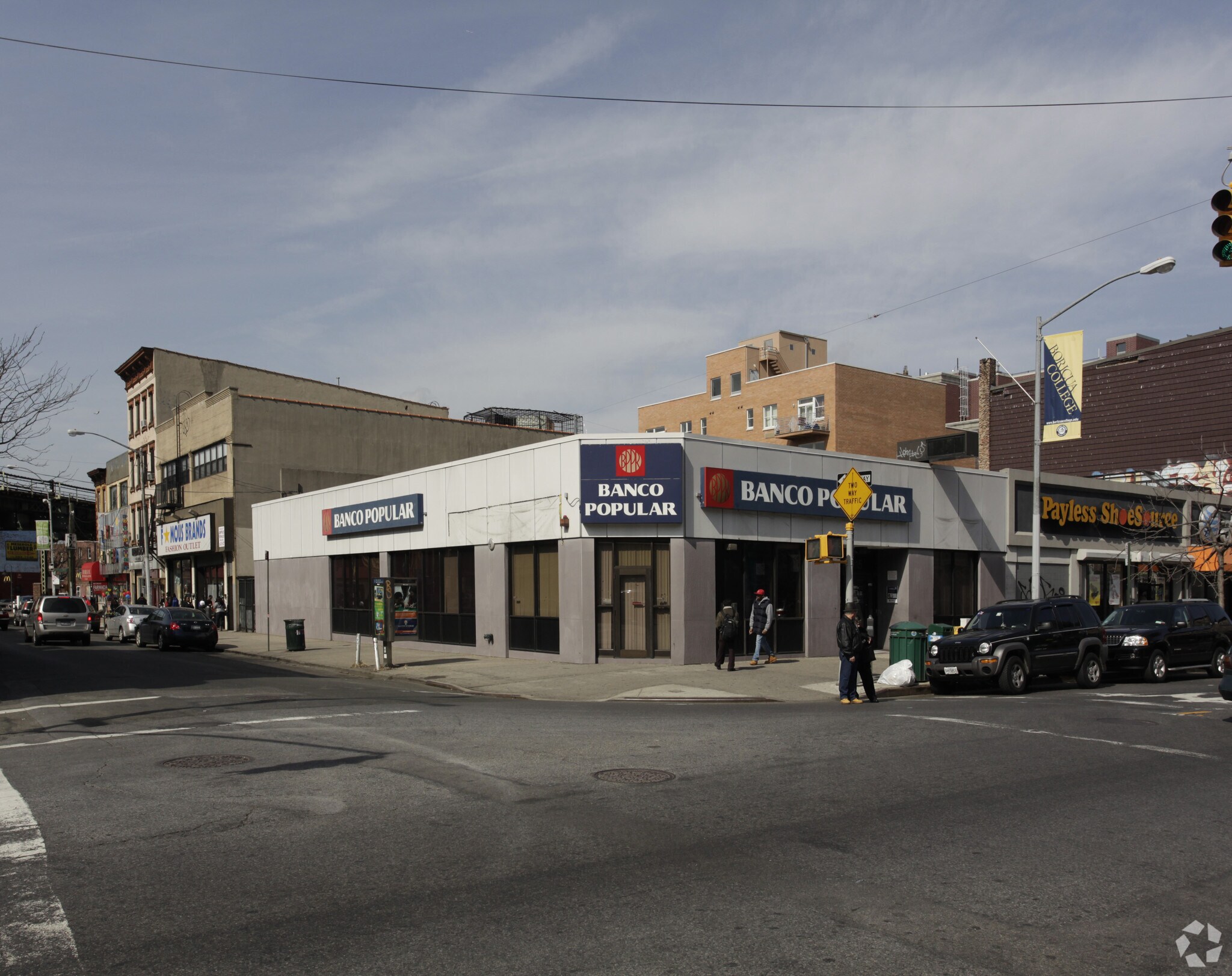 15 Graham Ave, Brooklyn, NY à louer Photo principale- Image 1 de 2