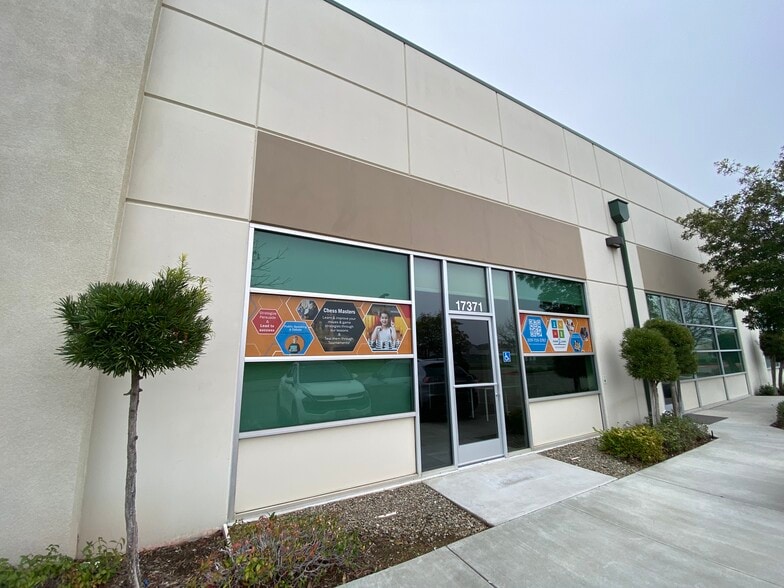 17395 S Manthey Rd, Lathrop, CA for lease - Primary Photo - Image 1 of 8