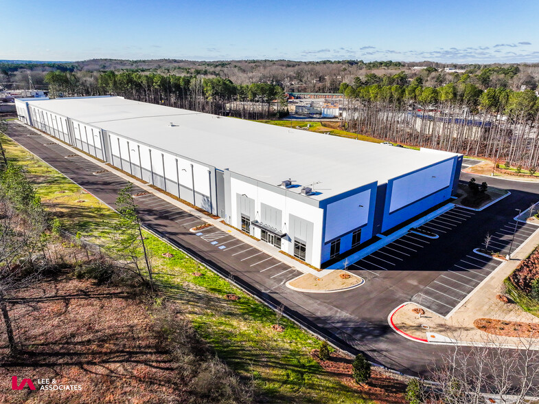 5380 Dixie Industrial, Lake City, GA for lease - Building Photo - Image 3 of 10