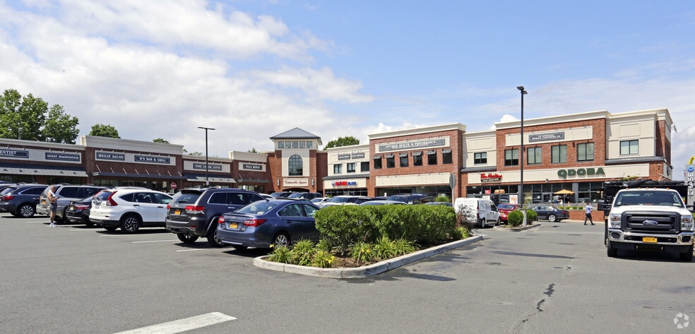 7001 Amboy Rd, Staten Island, NY for lease - Building Photo - Image 2 of 19