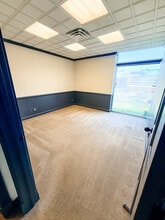 201 E Camperdown Way, Greenville, SC for lease Interior Photo- Image 1 of 2