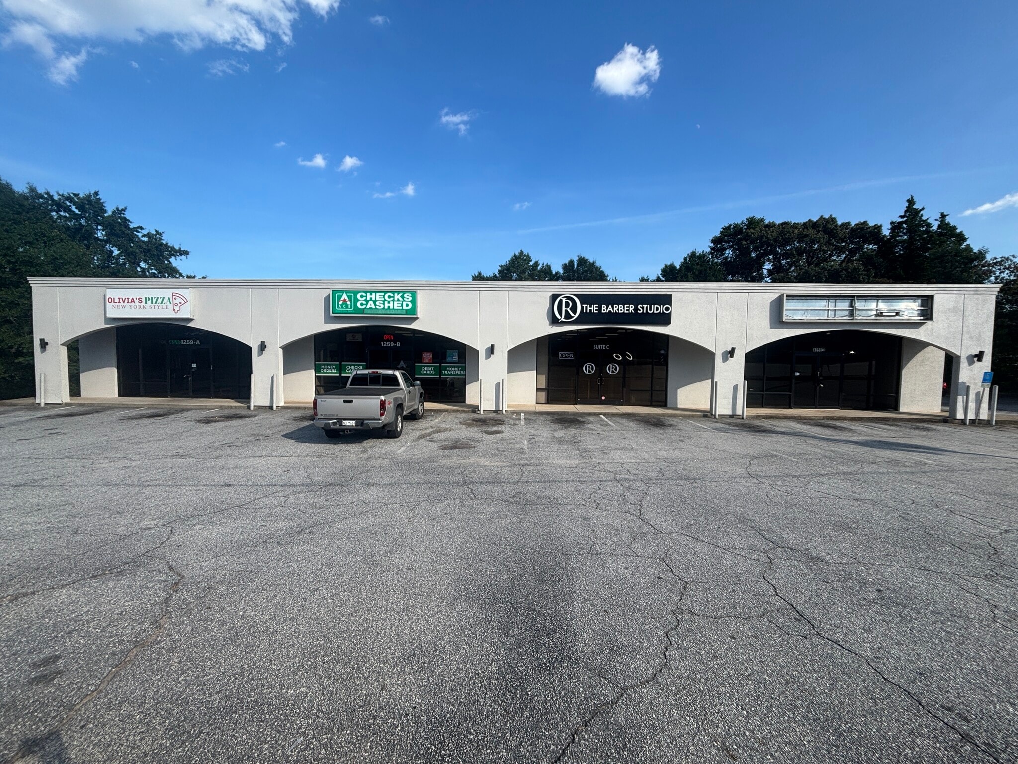 1259 S Pleasantburg Dr, Greenville, SC for lease Interior Photo- Image 1 of 5