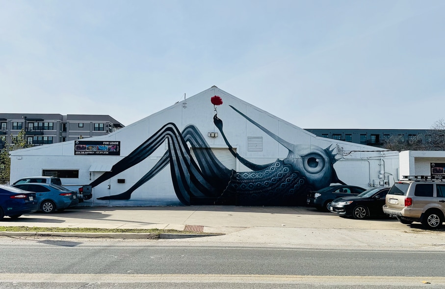 109 Industrial Blvd, Austin, TX for lease - Building Photo - Image 2 of 8