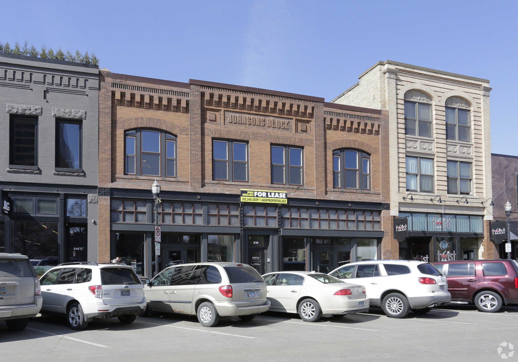 216-218 Broadway N, Fargo, ND à louer Photo principale- Image 1 de 19