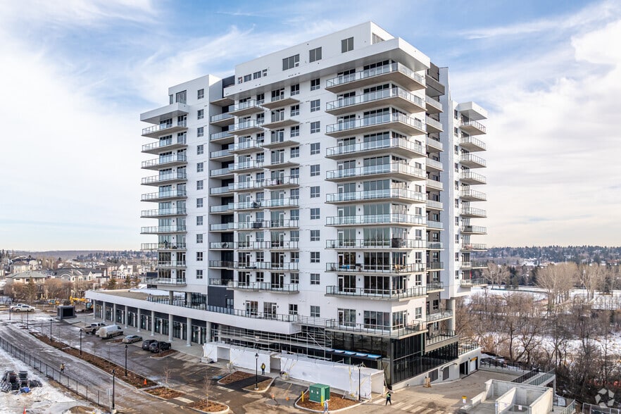 260 Riverbank Landing, St. Albert, AB for lease - Building Photo - Image 1 of 3